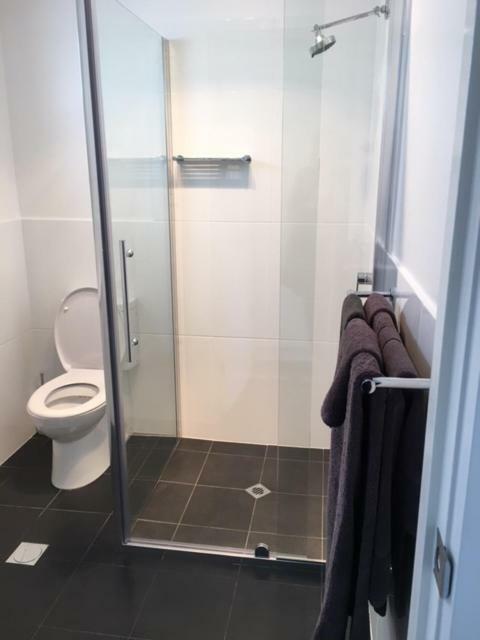 Port Lincoln Shark Apartment 1 Экстерьер фото